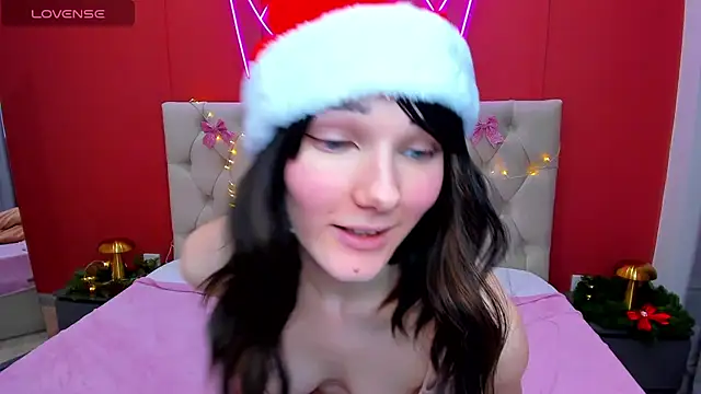 Lili flowerr online show from 12/29/24, 12:34