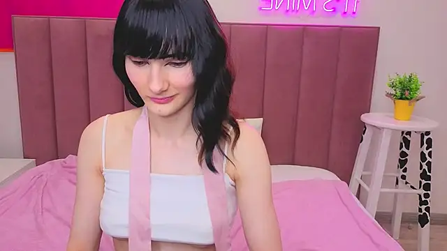 Snapshot of Lili_flowerr chatting on 07/07/26, 10:30 Lili flowerr online show from 07/07/26, 10:30