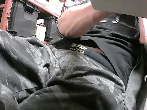 Snapshot of MF-Deutschland chatting on 09/28/25, 09:03 MF-Deutschland online show from 09/28/25, 09:03