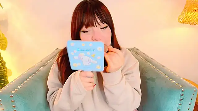 Fluffy Bubble21 online show from 03/13/25, 10:36