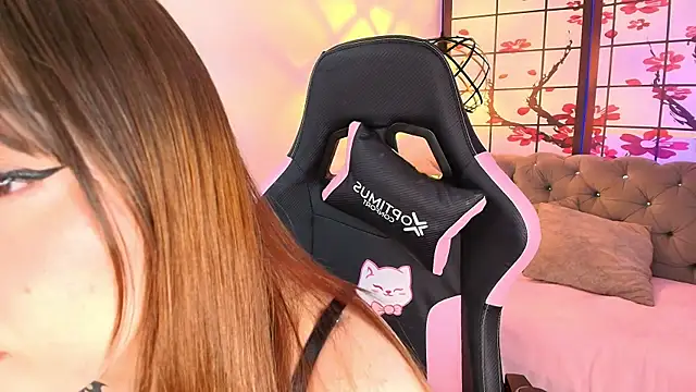 Fluffy Bubble21 online show from 01/08/26, 04:15