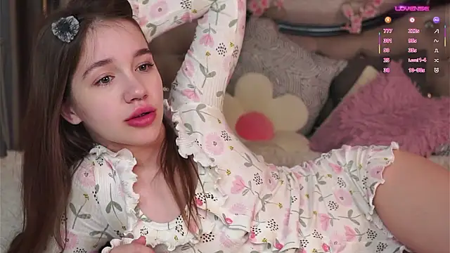 AmiLewis online show from 03/08/26, 01:03