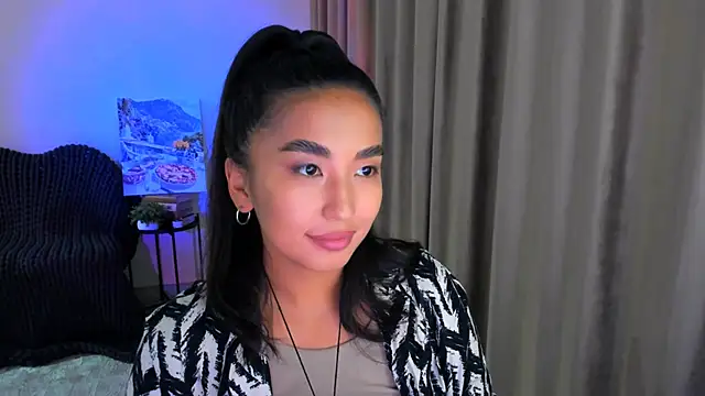 worldofkim online show from 02/04/25, 09:31