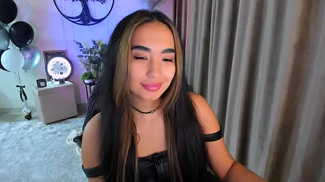 worldofkim online show from 03/17/26, 03:00