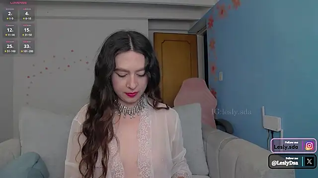Snapshot of leslyyu chatting on 02/05/25, 09:07 leslyyu online show from 02/05/25, 09:07