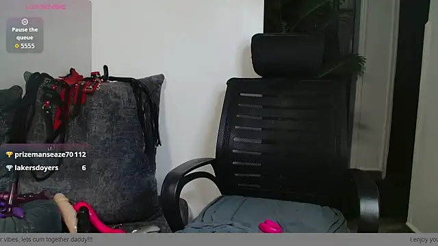 yummy sweet caramel online show from 12/13/25, 07:53