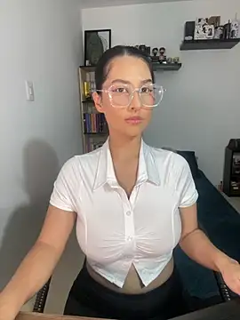 sofi johansson online show from 03/12/25, 05:35