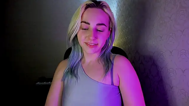 coraline meow online show from 12/19/24, 06:56