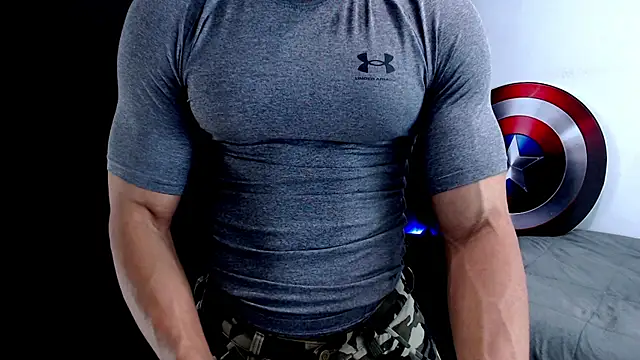 Antonywebb94 online show from 02/04/26, 05:52