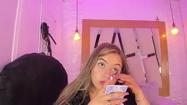 ary cooper  online show from 02/14/25, 06:51