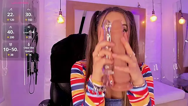 ary cooper  online show from 03/07/25, 04:44