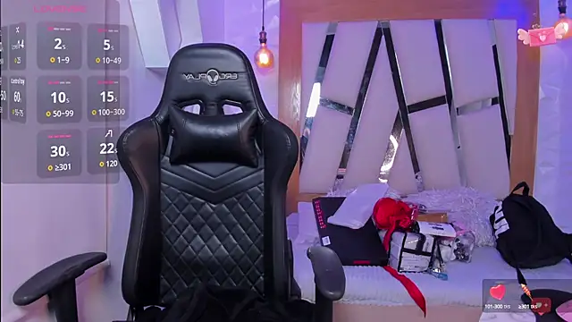 ary cooper  online show from 10/17/25, 12:41