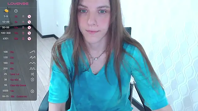 LisaHeart online show from 03/19/25, 11:36