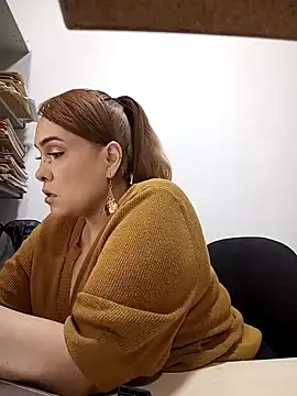 Snapshot of Miss_Agatha chatting on 01/17/25, 02:08 Miss Agatha online show from 01/17/25, 02:08