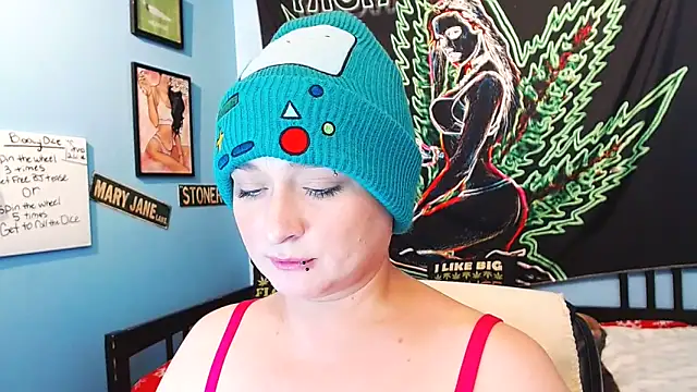 Snapshot of Chloenightmare chatting on 03/11/25, 12:11 Chloenightmare online show from 03/11/25, 12:11