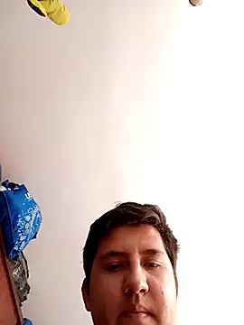 Snapshot of greeneyes999999999999 chatting on 04/13/26, 02:44 greeneyes999999999999 online show from 04/13/26, 02:44