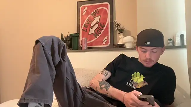 Snapshot of younghungginger chatting on 12/07/24, 08:05 younghungginger online show from 12/07/24, 08:05