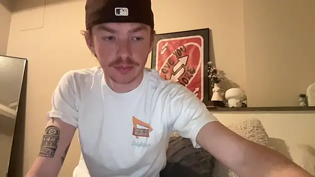 Snapshot of younghungginger chatting on 03/03/25, 02:47 younghungginger online show from 03/03/25, 02:47