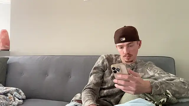 Snapshot of younghungginger chatting on 11/13/25, 09:03 younghungginger online show from 11/13/25, 09:03