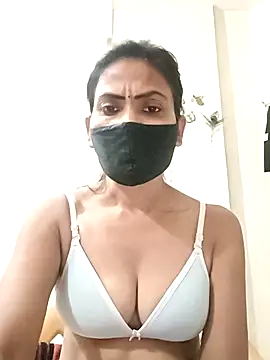 sunita6009 online show from 07/06/26, 03:03