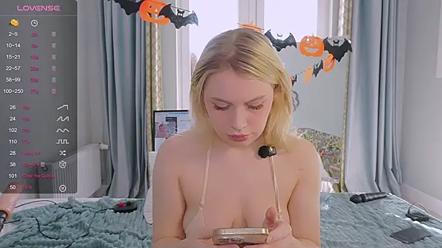 Meukotis online show from 10/29/25, 07:54