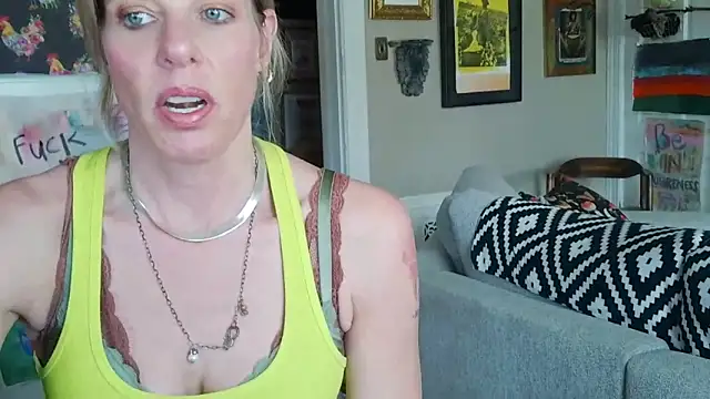 Glamazonx online show from 03/24/26, 06:46