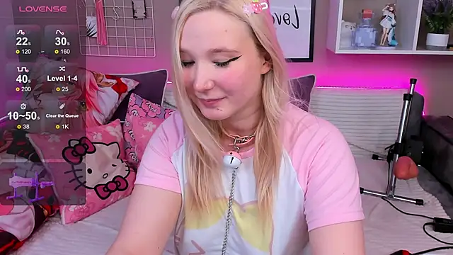 Snapshot of MeowkaKitty chatting on 02/04/25, 04:05 MeowkaKitty online show from 02/04/25, 04:05