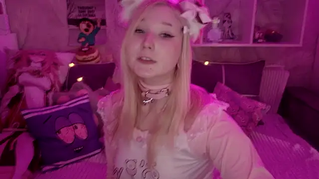 MeowkaKitty online show from 03/16/26, 06:06