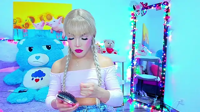 Candy Candy   online show from 02/03/26, 03:59