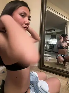 Snapshot of babyboo_xx chatting on 02/19/25, 06:55 babyboo xx online show from 02/19/25, 06:55