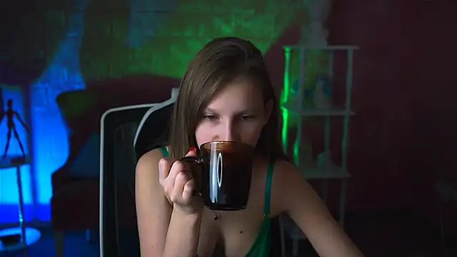 EllaHorton online show from 03/02/25, 06:16