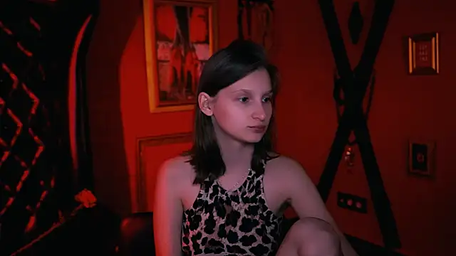 EllaHorton online show from 10/04/25, 12:36