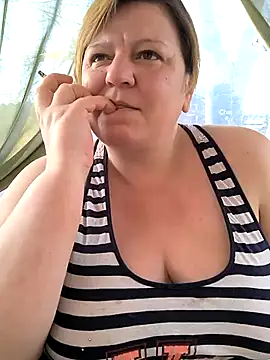 jusichka online show from 03/22/25, 01:41