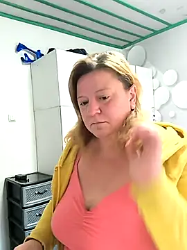 jusichka online show from 09/11/25, 05:29