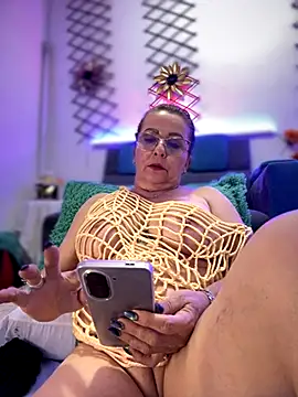 PaulinaSanders X online show from 11/15/25, 08:38