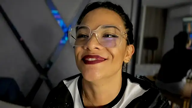 paula daniela1 online show from 02/08/25, 02:15