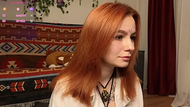 girl with snaketatto0 online show from 12/16/25, 01:32