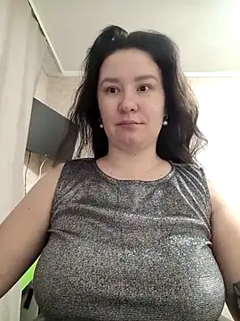 AlexaLexie online show from 12/23/25, 06:11