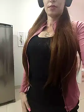 Irresistible24 online show from 11/02/25, 08:44