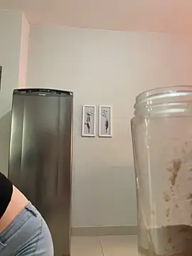 Irresistible24 online show from 03/09/26, 06:01