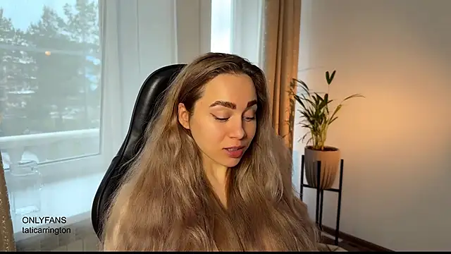 hotexclusive  online show from 10/29/25, 04:37