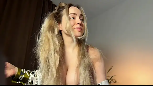 hotexclusive  online show from 02/28/26, 06:20