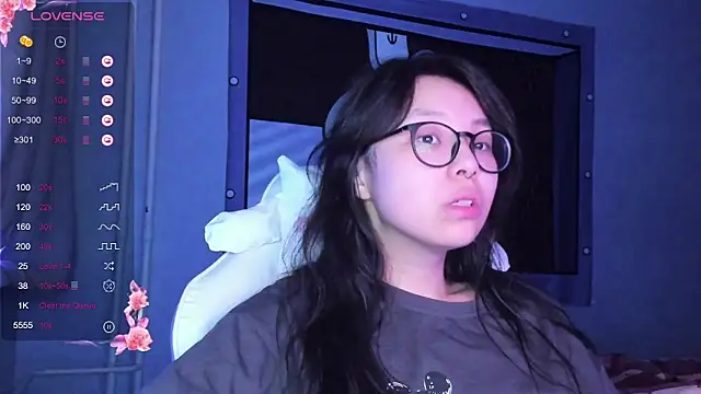 Snapshot of maydaykimmy chatting on 12/24/24, 03:05 maydaykimmy online show from 12/24/24, 03:05