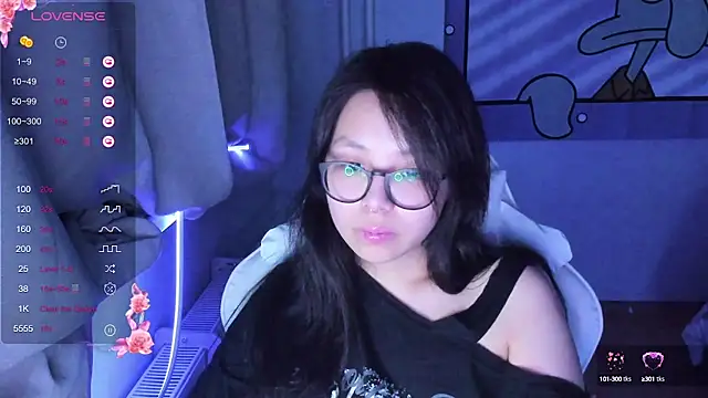 Snapshot of maydaykimmy chatting on 01/06/25, 09:22 maydaykimmy online show from 01/06/25, 09:22