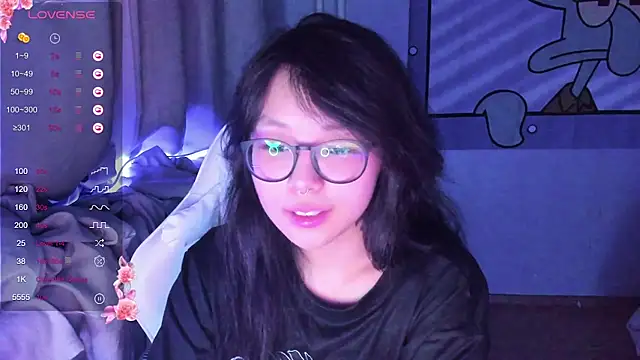 Snapshot of maydaykimmy chatting on 01/07/25, 11:56 maydaykimmy online show from 01/07/25, 11:56