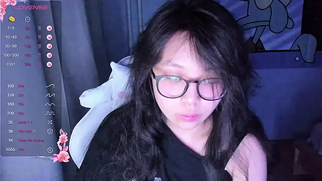 Snapshot of maydaykimmy chatting on 01/10/25, 09:42 maydaykimmy online show from 01/10/25, 09:42