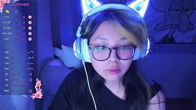 Snapshot of maydaykimmy chatting on 02/06/25, 09:17 maydaykimmy online show from 02/06/25, 09:17