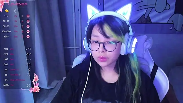 Snapshot of maydaykimmy chatting on 03/04/25, 01:12 maydaykimmy online show from 03/04/25, 01:12