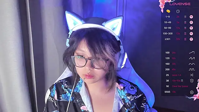 Snapshot of maydaykimmy chatting on 09/22/25, 09:28 maydaykimmy online show from 09/22/25, 09:28