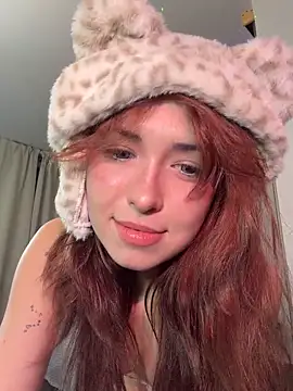 Snapshot of Evangeline_Lawrence_ chatting on 03/27/26, 07:13 Evangeline Lawrence online show from 03/27/26, 07:13